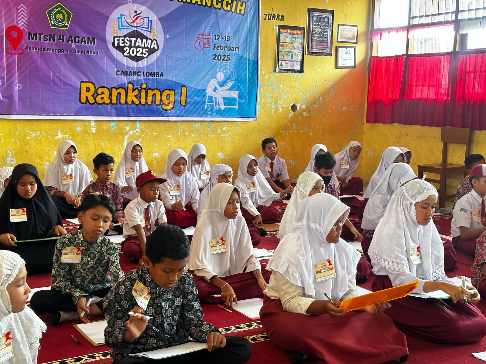 Festama MTsN 4 Agam Sukses, Piala Juara Umum Diboyong SD IT Al Madany