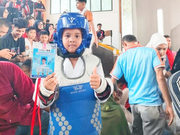 Azzam Efril Niko, Siswa SDN 30 Sago Manggopoh Raih Medali Perunggu Di Kejurnas Taekwondo 6 Azzam Efril Niko, Siswa SDN 30 Sago Manggopoh Raih Medali Perunggu Di Kejurnas Taekwondo