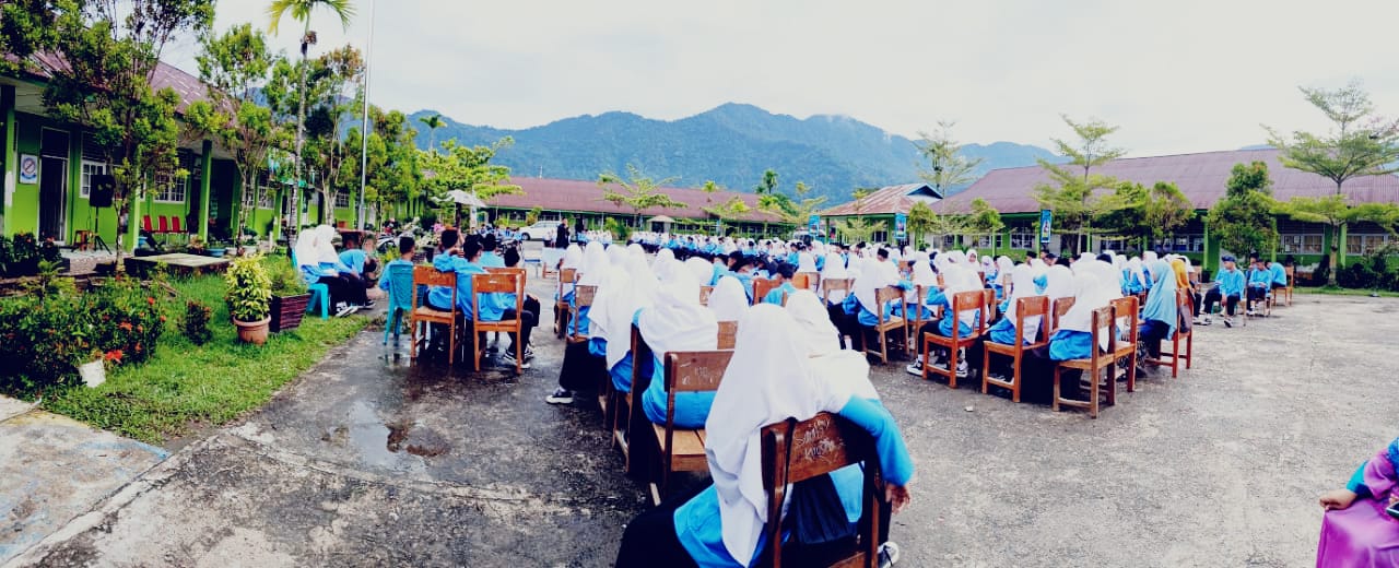 Gelar Pesantren Ramadhan, MTsN 11 Agam Undang Ustaz Isac Newton