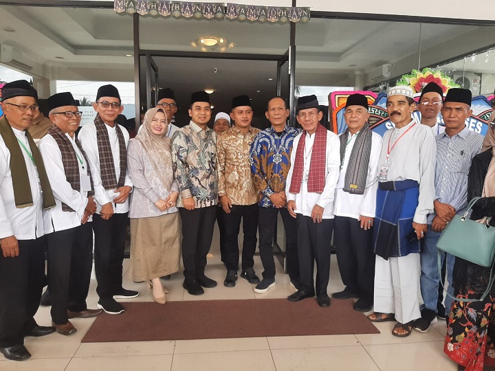 Dibuka Gubernur Sumbar, Ikatan Keluarga Kacang Gelar Mubes 2025 4 00306 mahyeldi f
