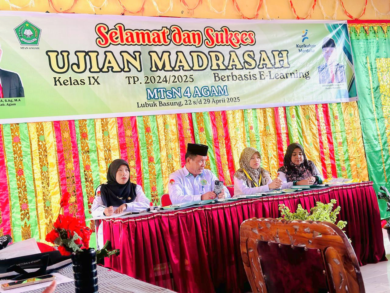 117 Peserta Kelas IX MTsN 4 Agam Ikuti Ujian Madrasah Berbasis E- Learning