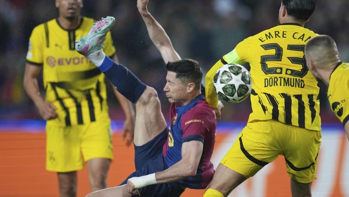 Liga Champions: Cukur Borussia Dortmund 4-0, Barcelona Menuju Semifinal 1 barcelona borussia dortmund robert lewandowski 1744234644198 169