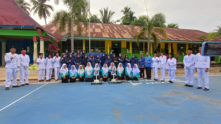 00208 hardiknas man 2 solok c