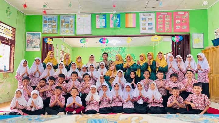 SDN 30 Sago Manggopoh Buka Pendaftaran, Siap Cetak Generasi Emas 2025/2026 5 SDN 30 Sago Manggopoh Buka Pendaftaran, Siap Cetak Generasi Emas 2025/2026