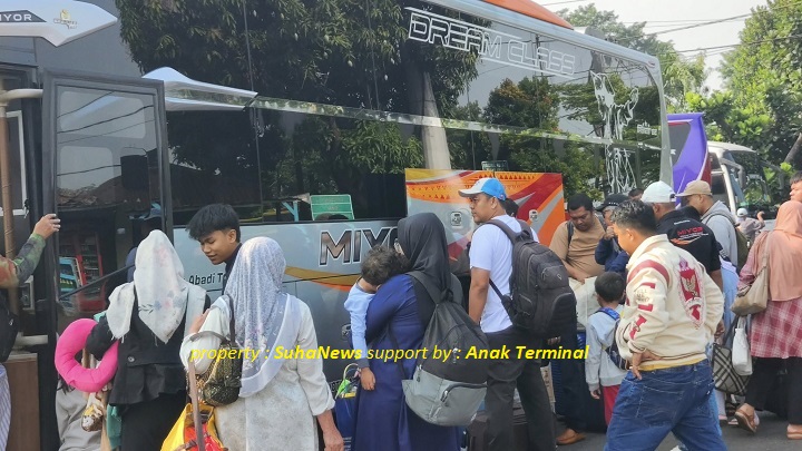 00406 bus kampung rambutan d 1