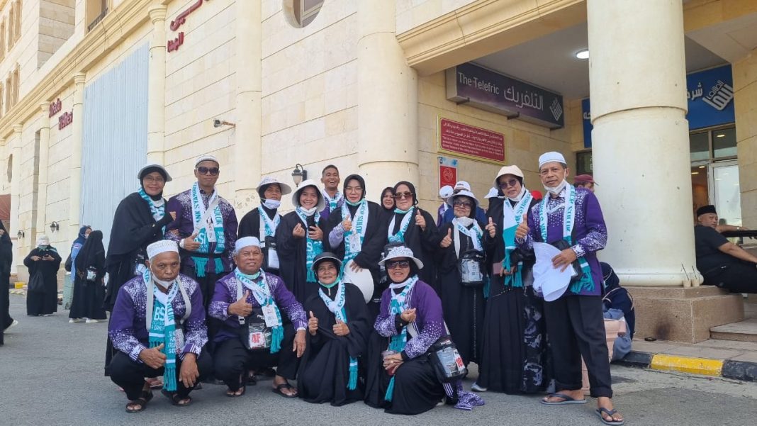 Nikmati Kota Makkah, Jemaah Hajai Solok Naik Kereta Gantung Thaif