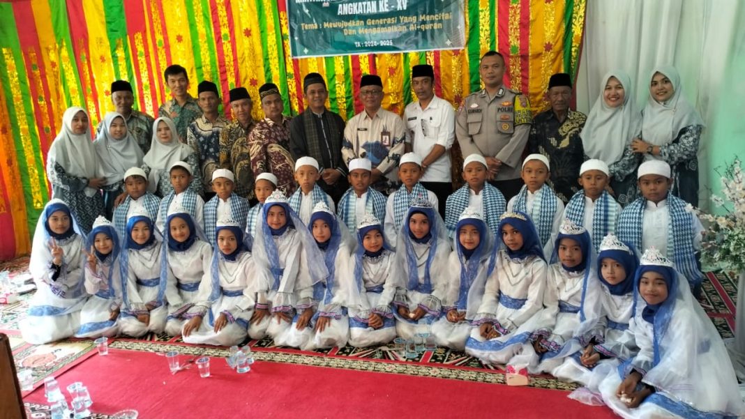 Hadiri Khatam Qur'an di Lubuk Sikaping, Ini Pesan Kakan Kemenag Yasril