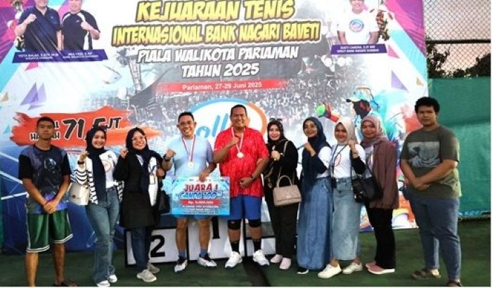 Juara Tenis Kejuaraan