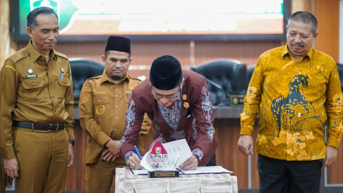 Wabup Solok Hadiri Rapat Paripurna Ranperda Pertanggungjawaban Pelaksanaan APBD 2 Candra b