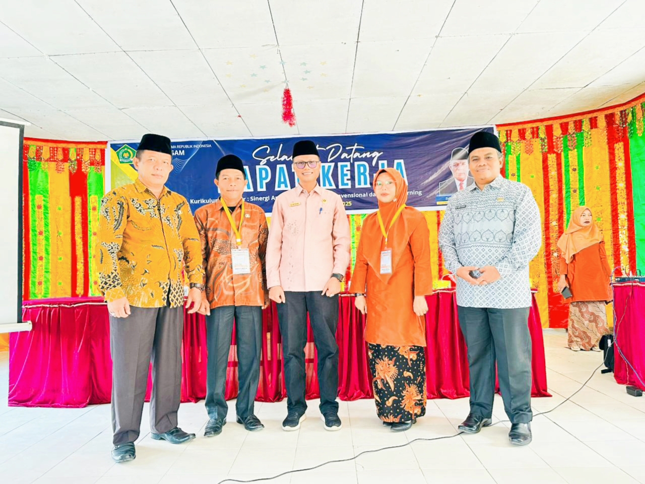 Kakan Kemenag Agam Dorong MTsN 4 Perkuat Kurikulum Inovatif Berbasis Cinta dan Deep Learning