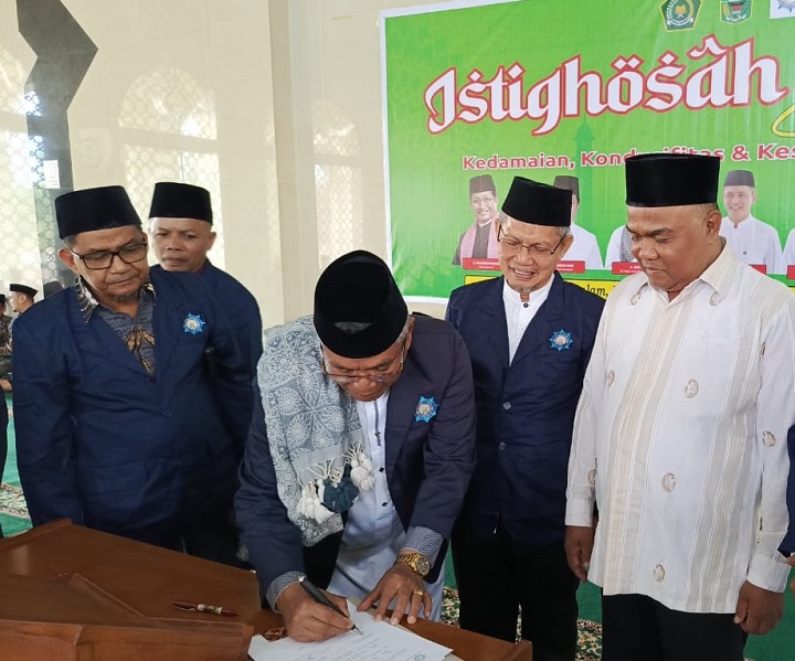 00703 mty d Dipimpin H. Elyunus, Pengurus MTY Kabupaten Solok Dikukuhkan