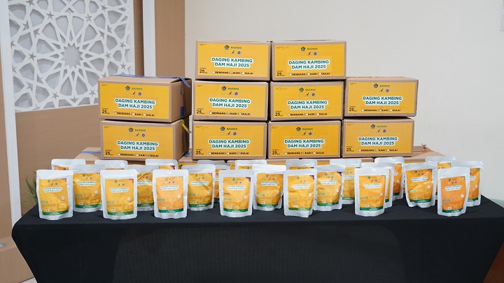 00902 daging dam a Indonesia Salurkan Lebih 211 Ribu Pouch Olahan Daging Dam Haji ke Masyarakat