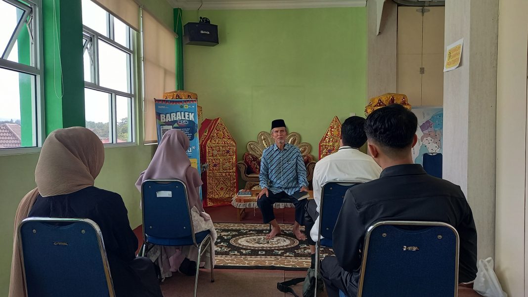Wujudkan Keluarga Sakinah, Catin KUA Guguk Panjang Ikuti Bimbingan Perkawinan