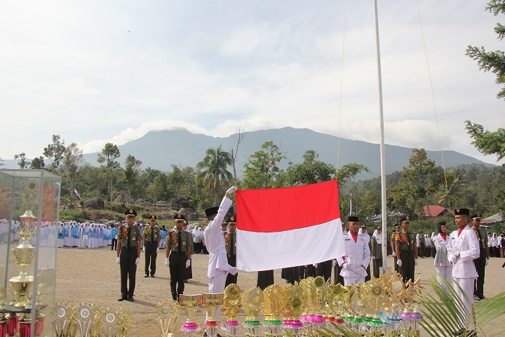 02204 hari santri a Di Bekas Lokasi Galodo Gunung Talang, Peringatan Hari Santri Berlangsung Khidmat