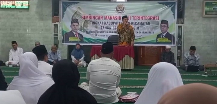 Manasik di Dharmasraya, H. Rifki Ajak Jemaah Persiapkan Mental dan Spritual 2 00303 kemenhaj dharmasraya b