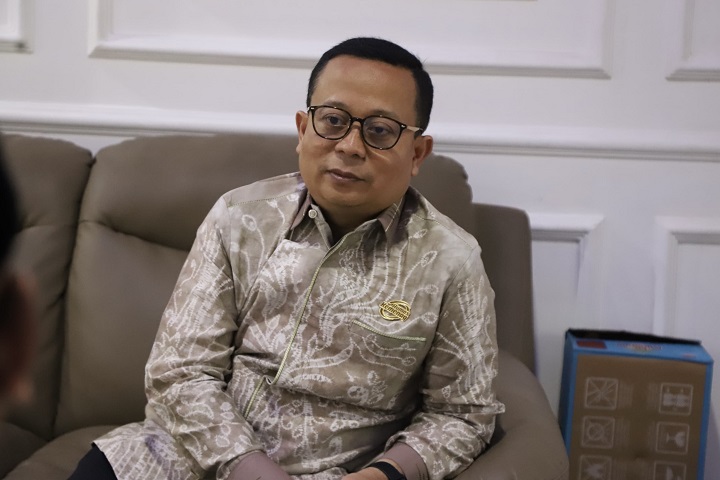 01009 Kepala Biro Humas dan Komunikasi Publik Setjen Kemenag Thobib Al Asyhar