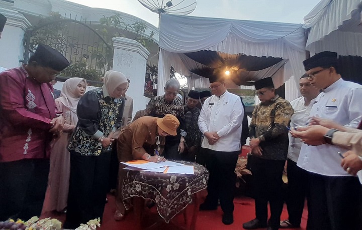 Segera Dibangun, Pemda Tanah Datar Terima Lahan Untuk Pembangunan SR di Tanjung Alam