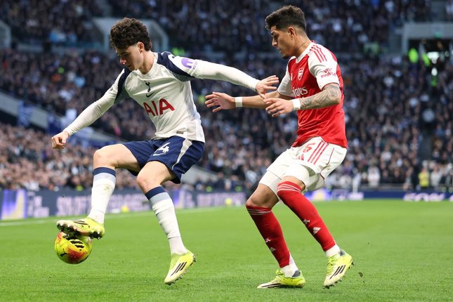 Premier League: Hantam Tottenham 4-1, Arsenal Makin Kokoh di Puncak 1 Arsenal archie gray 2793ed6