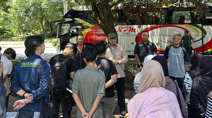 Mudik Gratis Naik NPM, 74 Mahasiswa MAMA PAPA Dilepas Wako Hendri Anis 2 01602 npm mama papa c