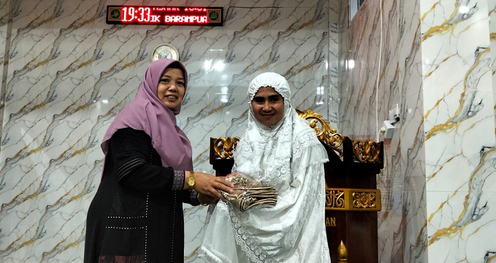 02304 wakaf quran b