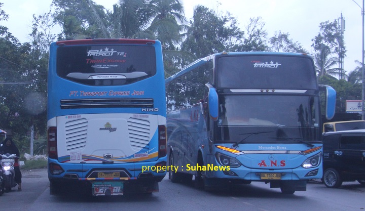 02501 macet bus b