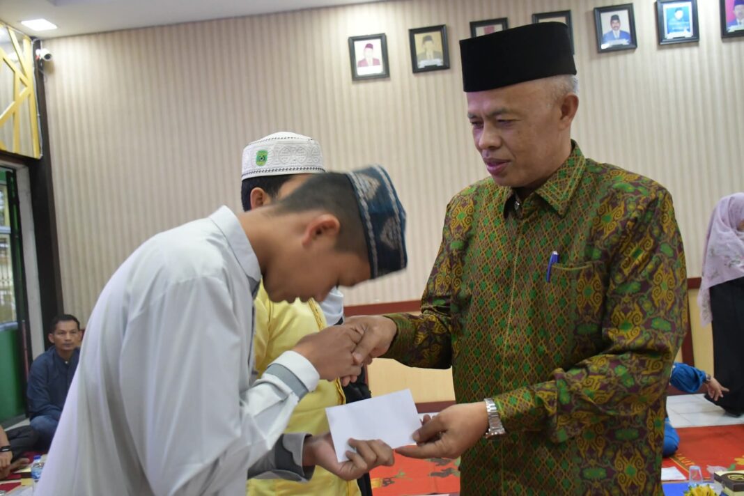 Perkuat Ukhuwah dan Apresiasi Penghafal Al-Qur’an, Kemenag Bukittinggi Gelar Buka Bersama