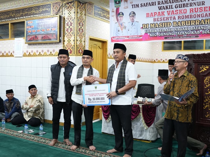 Lubuk Selasih b