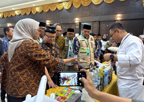 02206 makanan jemaah haji garuda