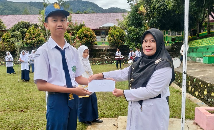 02301 mtsn 6 solok f