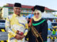 Pasangan Inspiratif, H. Zulkifli Raih Doktor Istrinya Wisuda S2