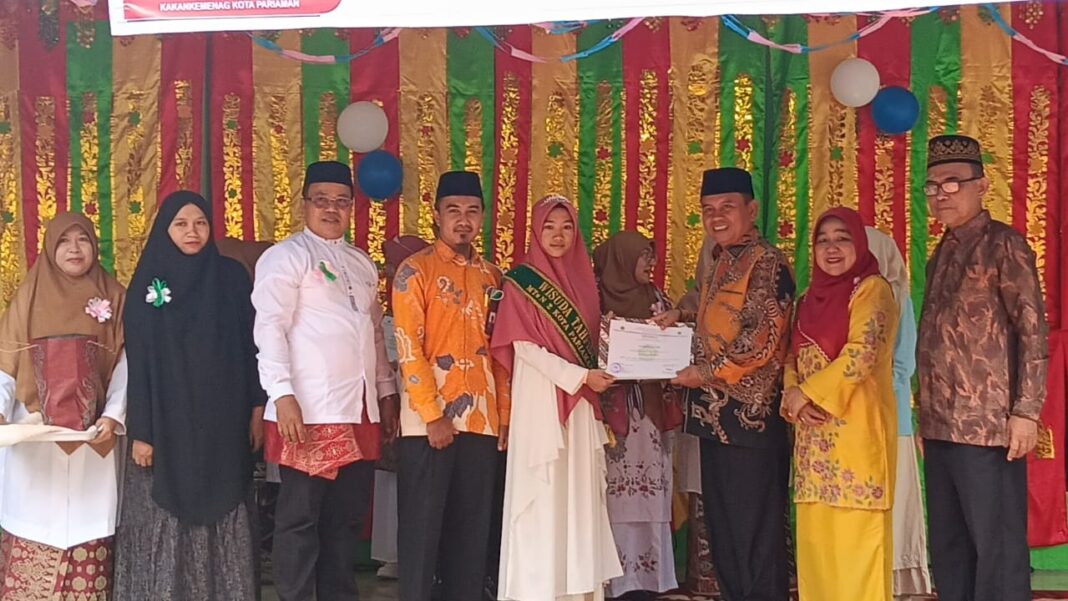 58 Siswa MTsN 2 Kota Pariaman Wisuda Tahfidzul Qur'an, Dihadiri Kakankemenag