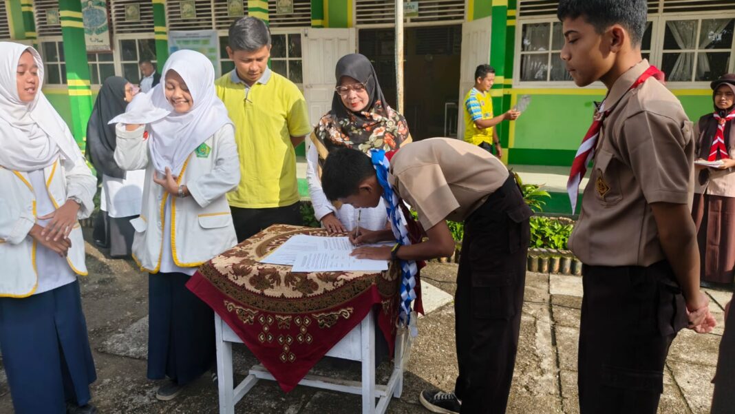 Pengurus OSIM MTsN 6 Solok Dilantik, Harapan Baru Menguat