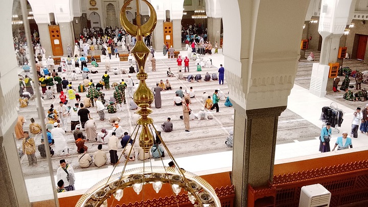 00602 jadwal ziarah madinah c
