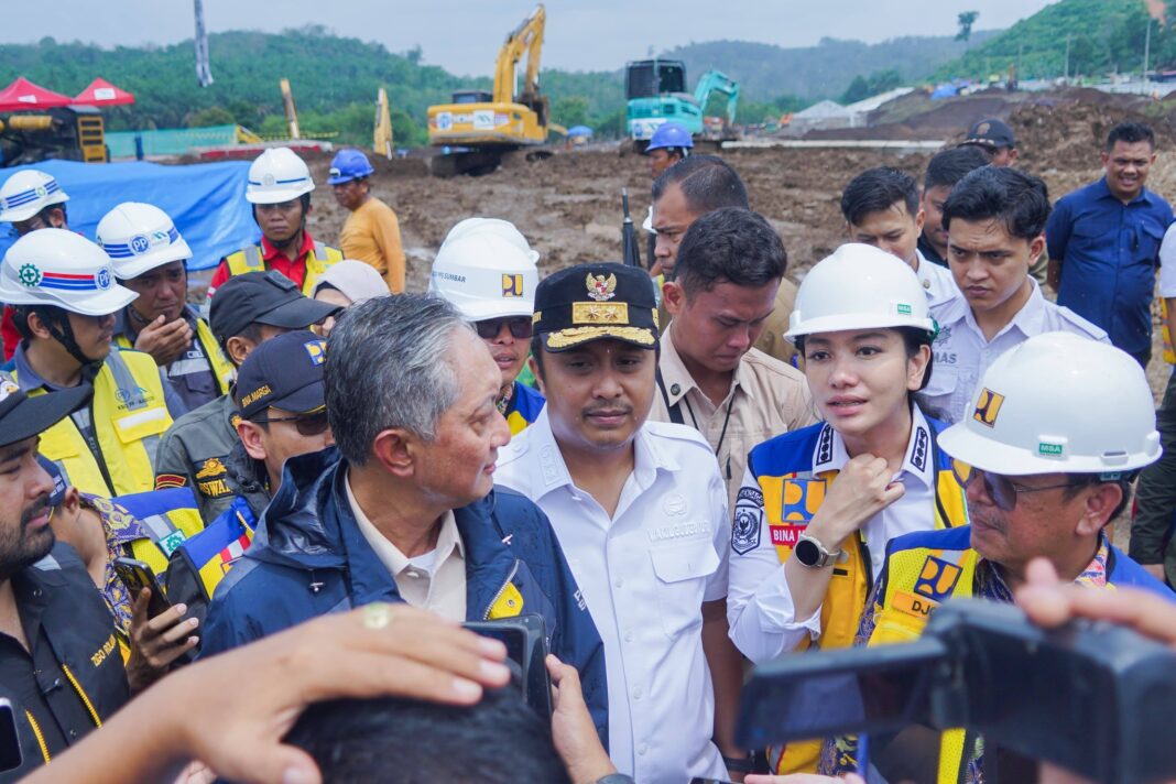 Kunjungi Dharmasraya, Menteri PU Instuksikan Percepatan Pembangunan Sekolah Rakyat