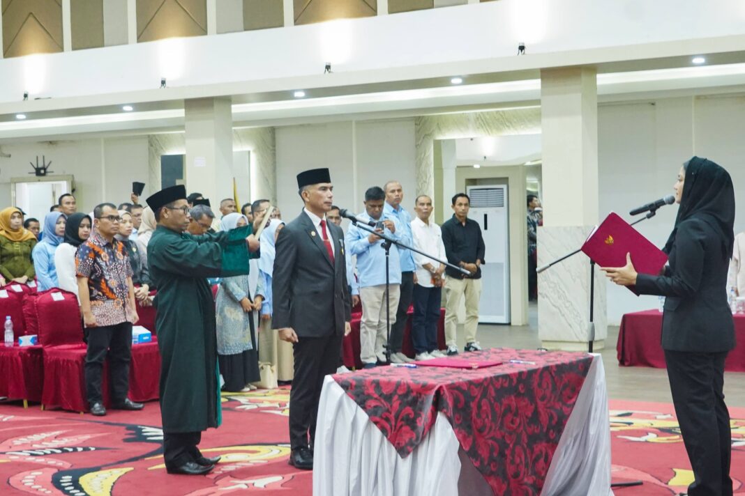 Putra Lembang Jaya Itu Dilantik Bupati Annisa jadi Sekdakab Dharmasraya