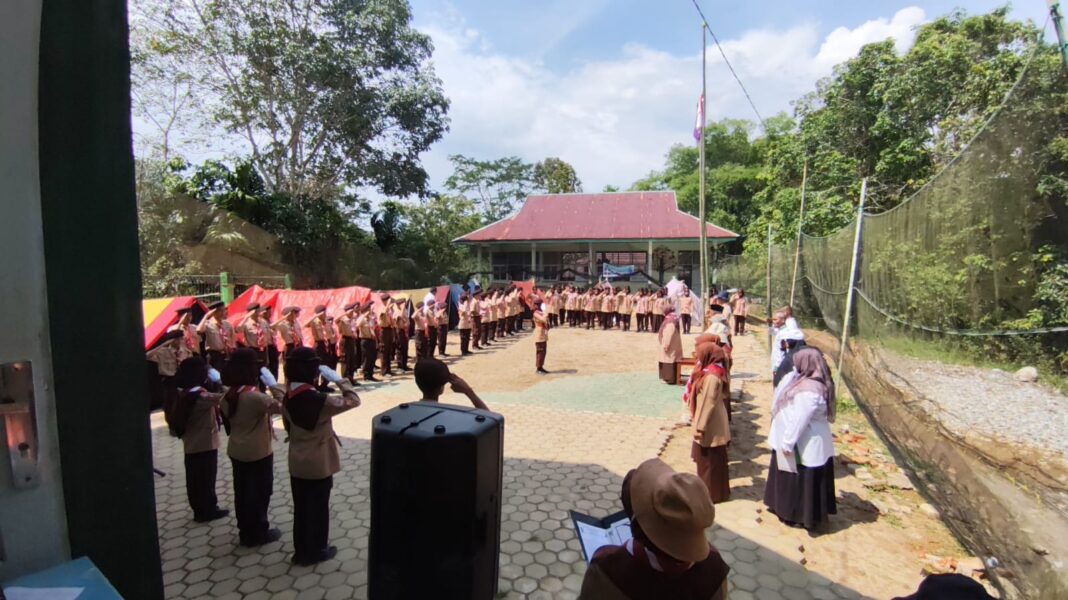 Gudep MTsN 7 Solok gelar LT I dan Pelantikan Penggalang di Puncak Guak Langgang
