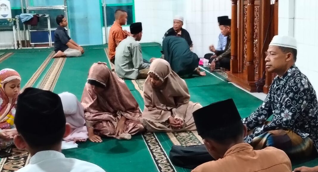 Di Masjid Ihsan Kajai, PAIF Kab. Solok Bahas PP Tunas