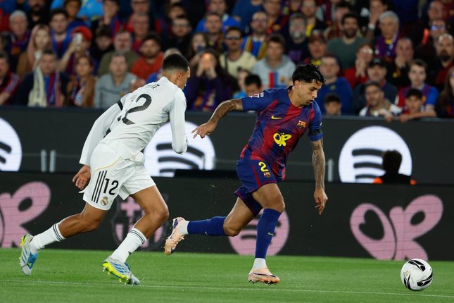 Barcelona trent cancelo 0c11a78