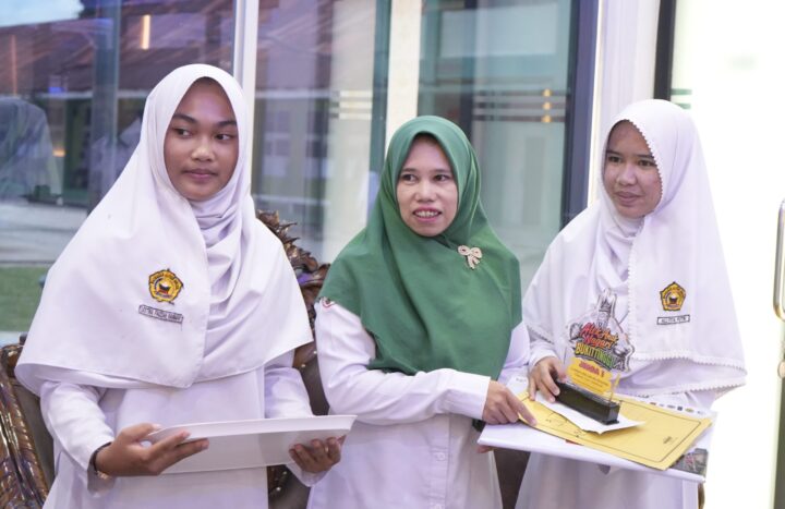 Kakankemenag Bukittinggi Cicipi “Anyang Padu” Karya Siswa MAN 1 4 MAN9944 scaled e1779140635123