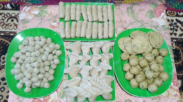 01108 pempek f