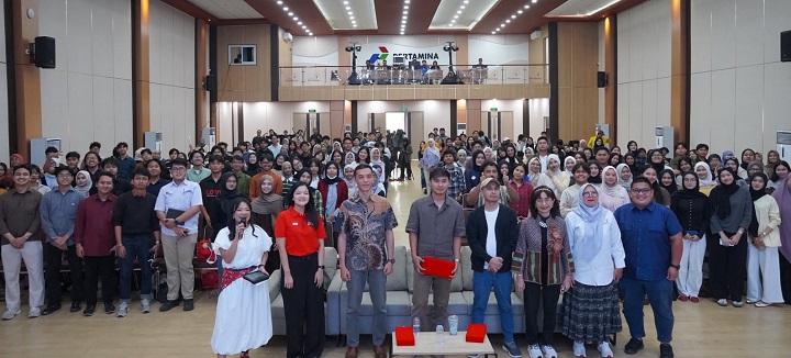 Tak Sekadar Passion, Raditya Dika dan Rizky Arief Kupas Kunci Sukses Monetisasi Bisnis di Universitas Pertamina 2 01210 uper b
