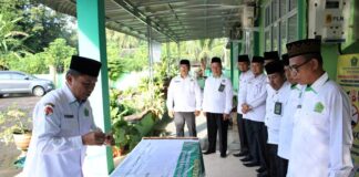 Kemenag Pariaman Tanda Tangani Maklumat Pelayanan dan Komitmen ASN