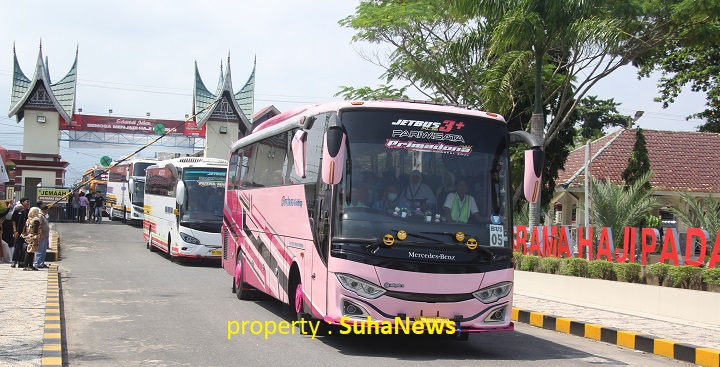 Tak Ada Nyaman, Sutan 66 dan KymTrans Bawa Jemaah Haji Kloter 9 PDG 2 01505 haji 2026 bus b