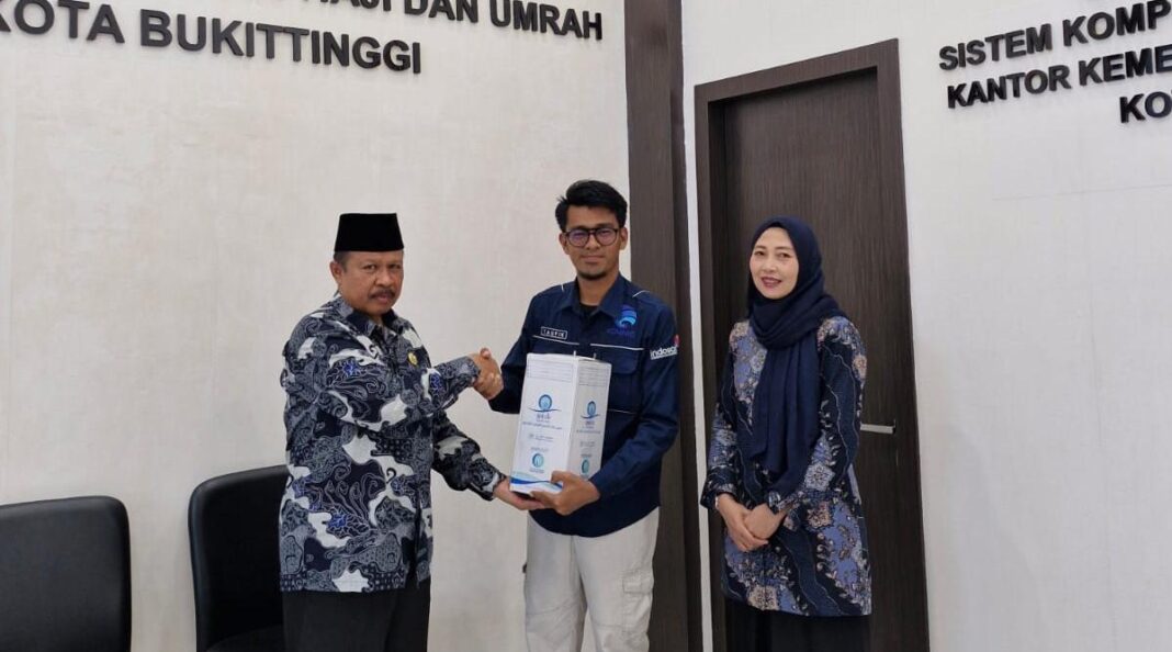 Kemenhaj Kota Bukittinggi Mulai Distribusikan Air Zamzam, Pengambilan Bisa Diwakilkan Keluarga