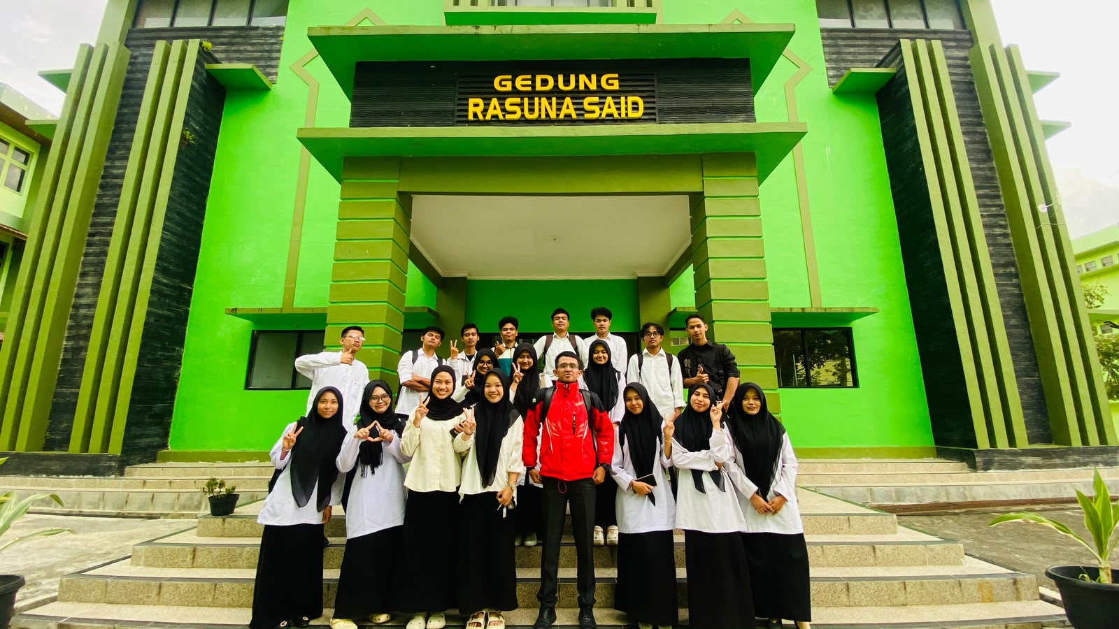 Pendidikan dan Kesiapan Kerja: Membangun Kompetensi, Menjaga Moralitas 2 IMG 20260613 WA0017
