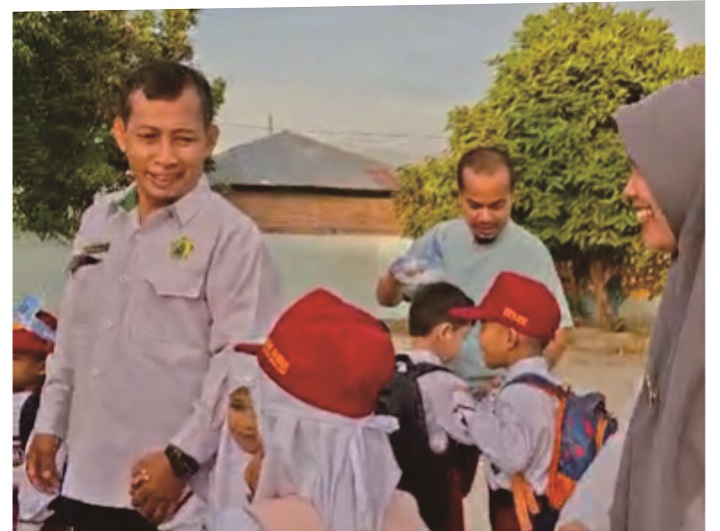 01402 ayah sekolah d