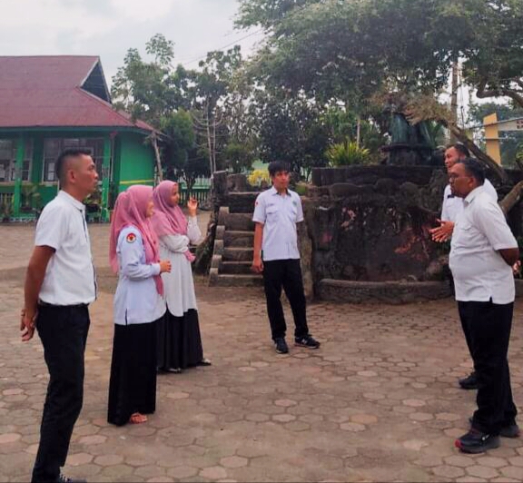 Kabid Penmad Kanwil Kemenag Sumbar Tinjau Kesiapan Sapras MTsN 5 Agam 4 Kabid Penmad Kanwil Kemenag Sumbar Tinjau Kesiapan Sapras MTsN 5 Agam