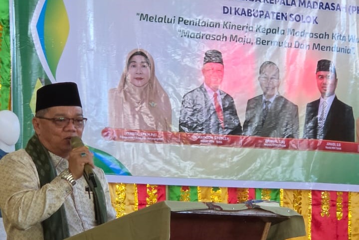 5 Kepala Madrasah di Sumbar Diuji Sekaligus, PKKM MAN 1 Solok PK Jadi Ajang Evaluasi Total 2 00602 pkkm man 1 b