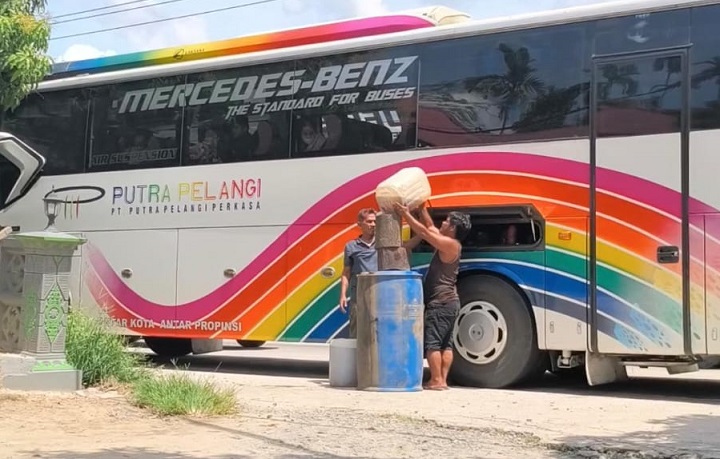 Menjemput Rindu, Perjalanan Lhokseumawe – Solok yang Tak Terlupakan 4 00602 bus putra pelangi c