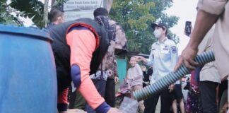 Pemkab Dharmasraya Distribusikan Air Bersih, 106 Jorong Terdmpak Kekeringan